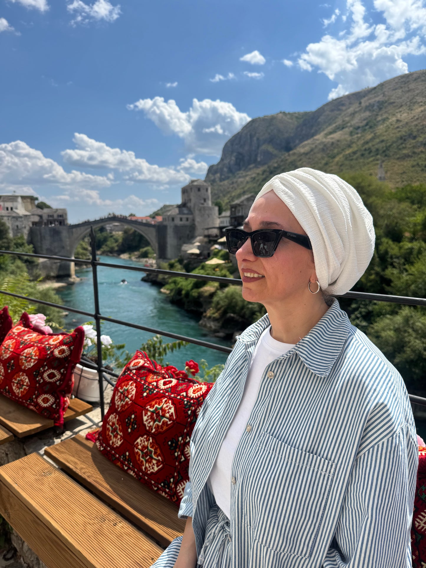 BEYAZ BÜRÜMCÜK BÜZGÜLÜ BONE