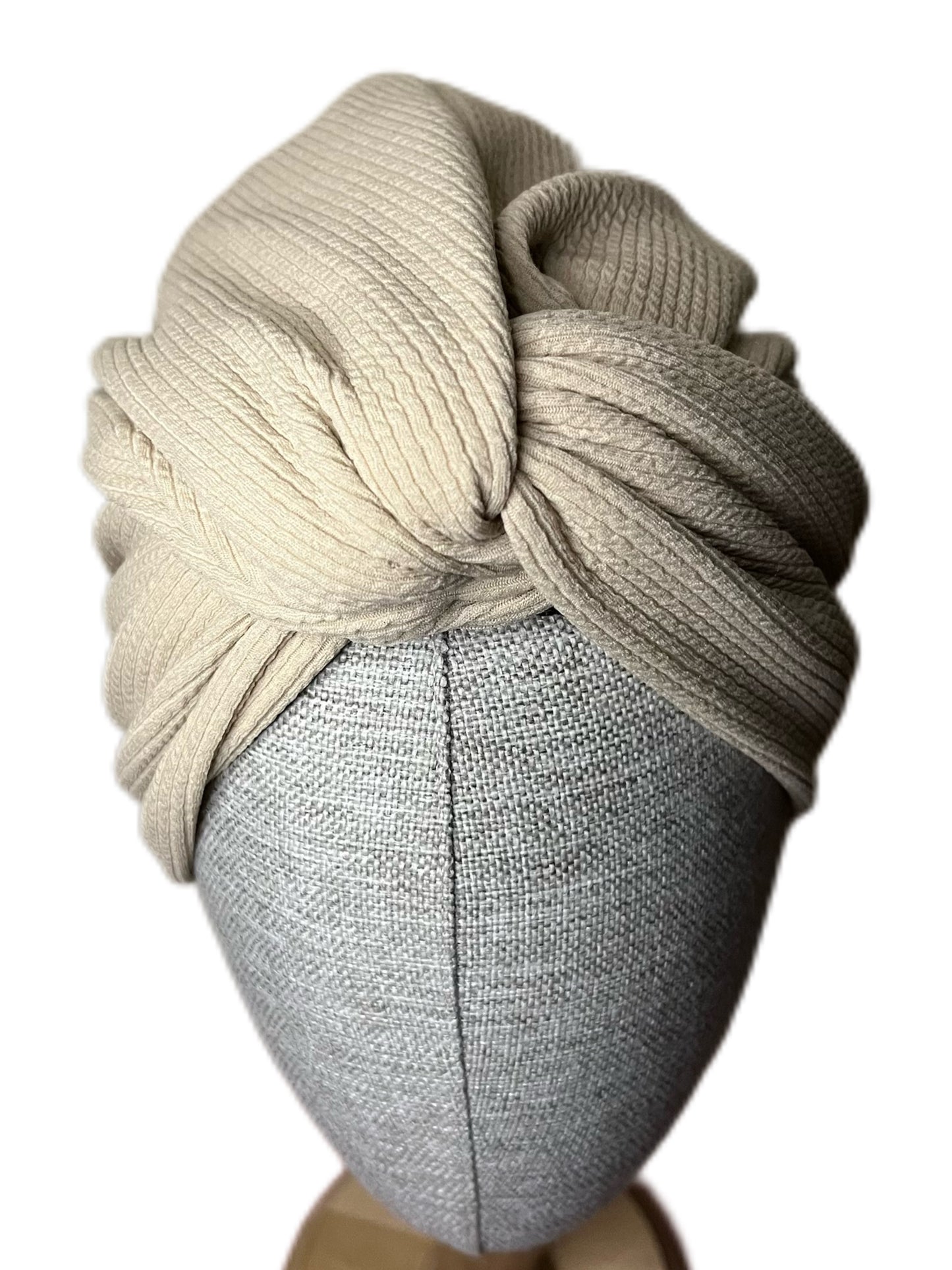KREM FİTİLLİ BURGULU BONE