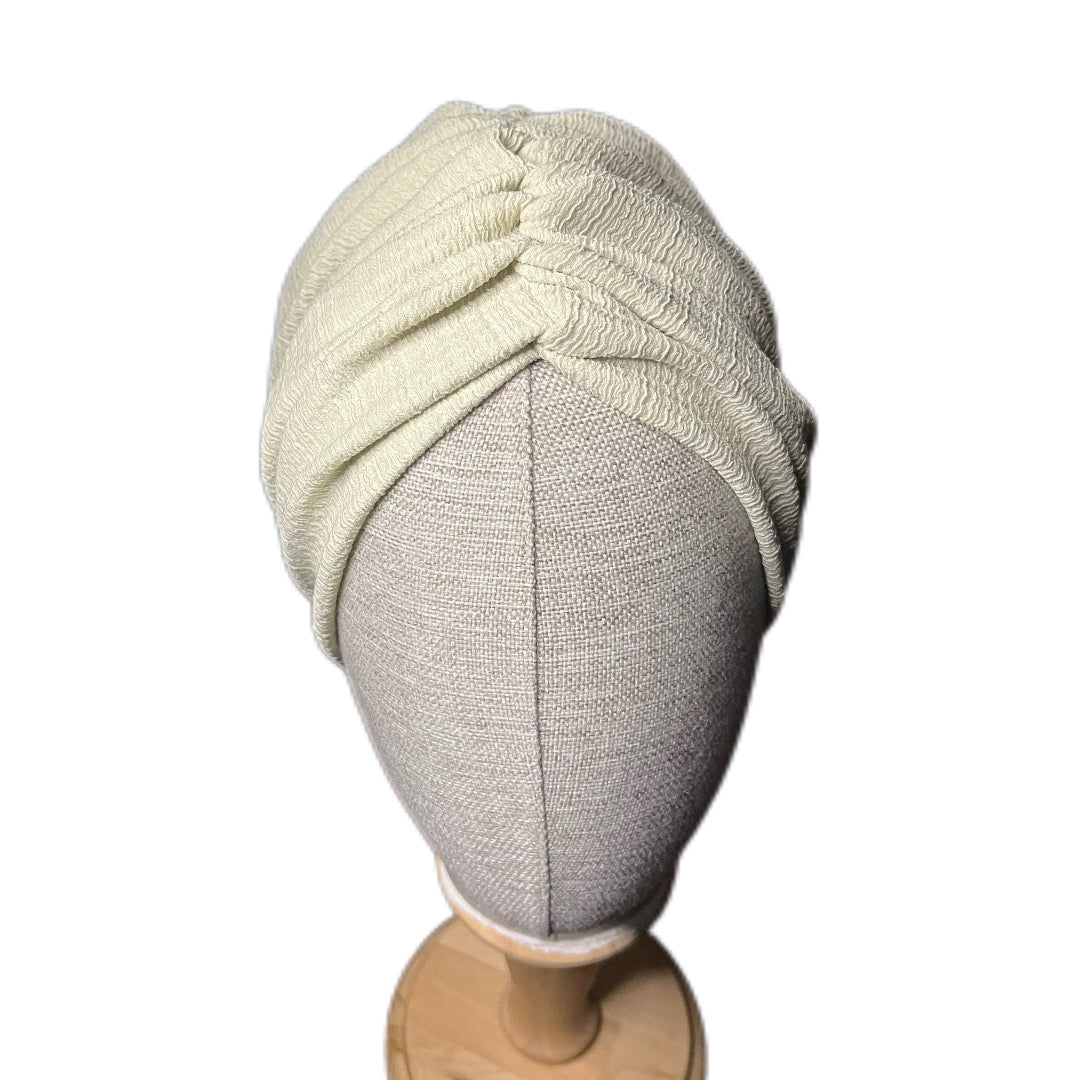 SOFT YEŞİL BÜRÜMCÜK BÜZGÜLÜ BONE