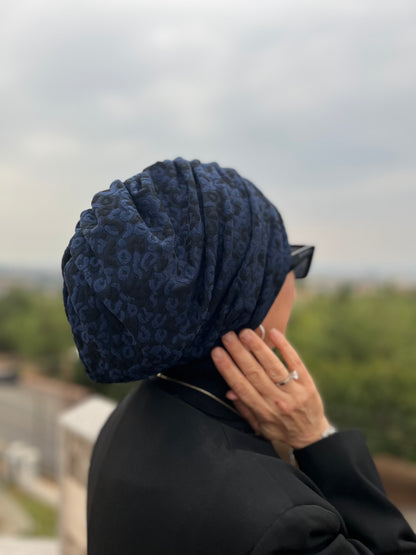 MAVİ DESENLİ JAKARLI BÜZGÜLÜ BONE