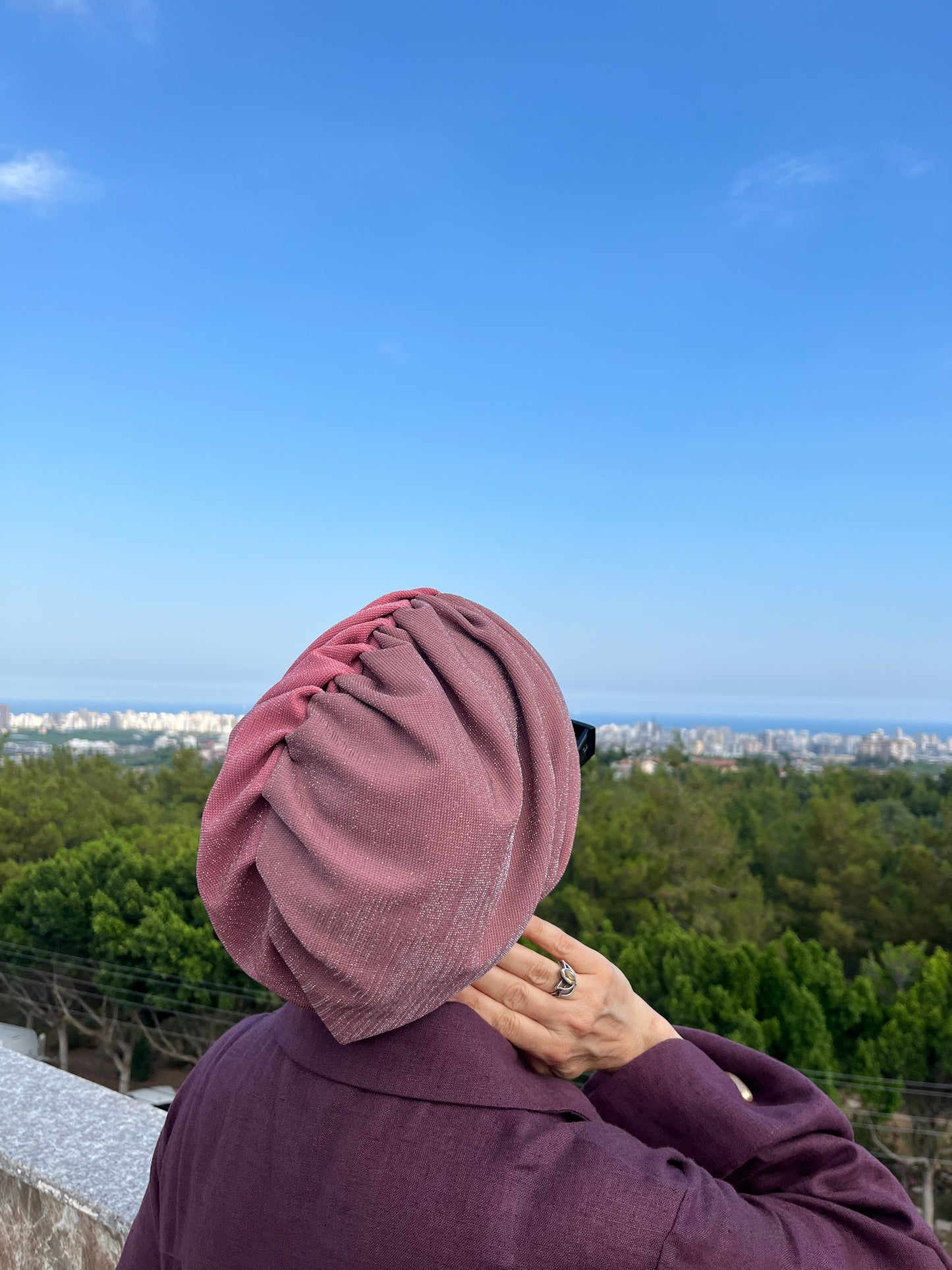PEMBE SİMLİ RENK GEÇİŞLİ SANDY BÜZGÜLÜ BONE