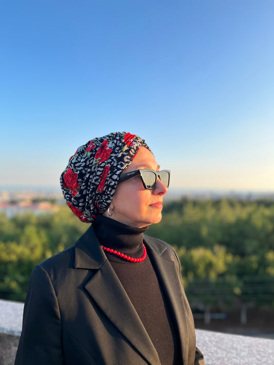 GÜL DESENLİ SANDY BÜZGÜLÜ BONE