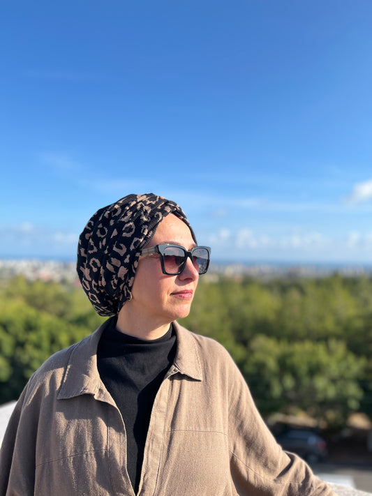 SİYAH - KREM DESENLİ BÜRÜMCÜK BÜZGÜLÜ BONE