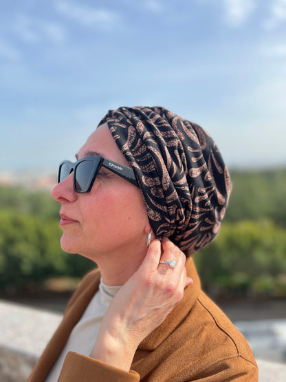 KEHRİBAR MENEKŞE KUMAŞ BÜZGÜLÜ BONE