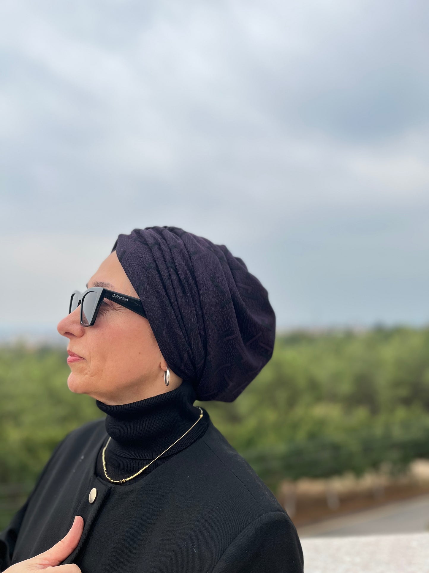 MOR JAKARLI BÜZGÜLÜ BONE