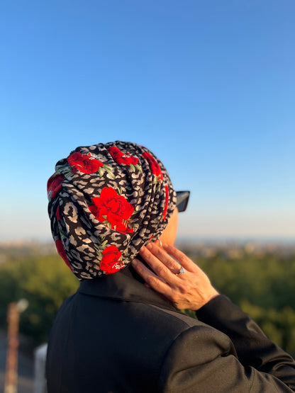 GÜL DESENLİ SANDY BÜZGÜLÜ BONE