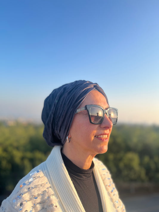 GRİ KADİFE BÜZGÜLÜ BONE