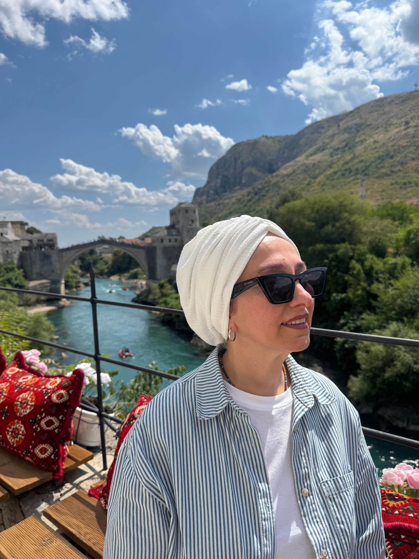 BEYAZ BÜRÜMCÜK BÜZGÜLÜ BONE