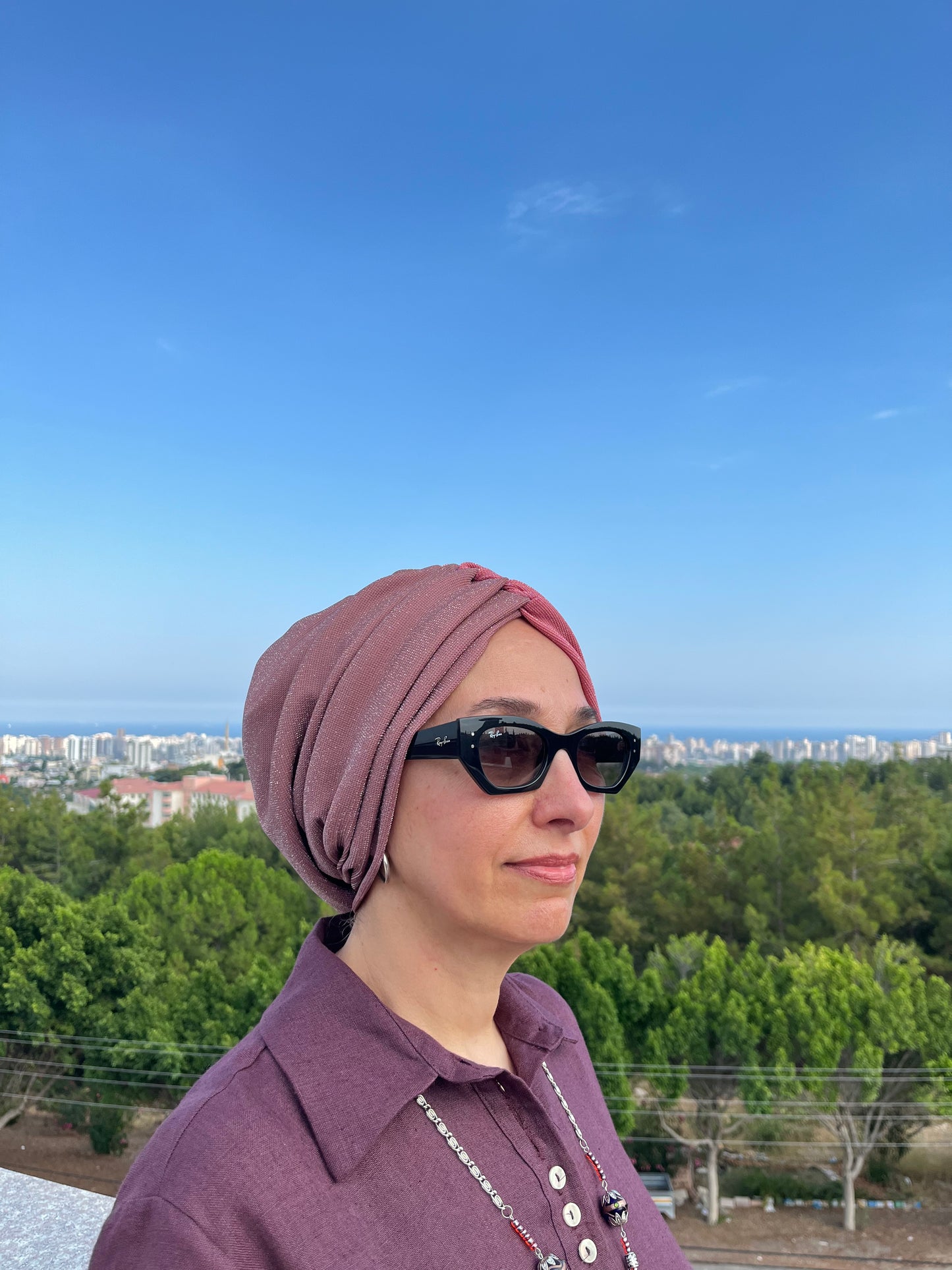 PEMBE SİMLİ RENK GEÇİŞLİ SANDY BÜZGÜLÜ BONE