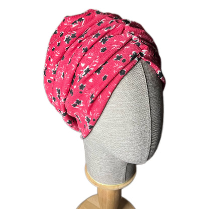 PEMBE ÇİÇEK DESENLİ BÜRÜMCÜK BÜZGÜLÜ BONE